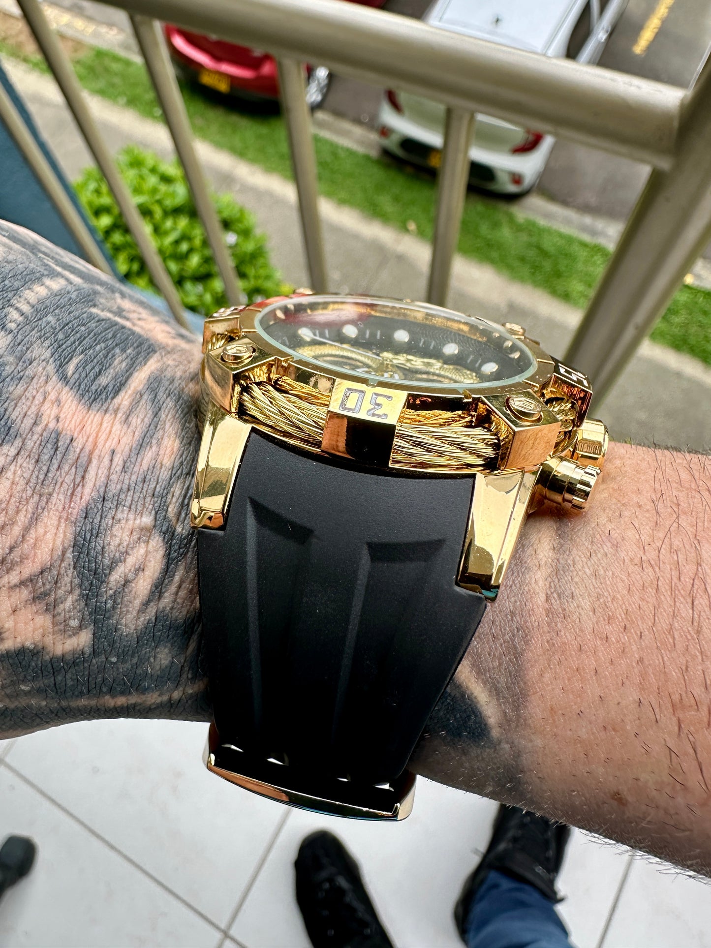 Reloj Invcta Marvel, Dragón, Bisel Caja Gold, Pulso Black