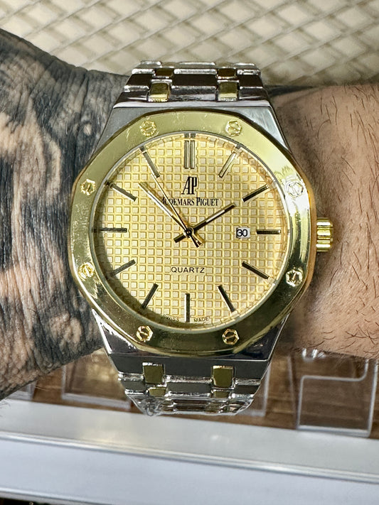 Aupi 006 M